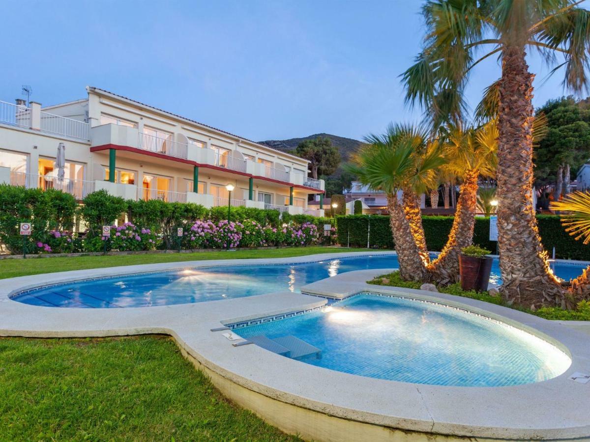 Apartment Palmiers I-10 By Interhome Llanca Exterior photo